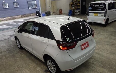 Honda Fit, 2021 год, 950 000 рублей, 4 фотография