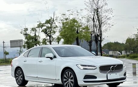 Volvo S90 II рестайлинг, 2022 год, 3 250 000 рублей, 3 фотография