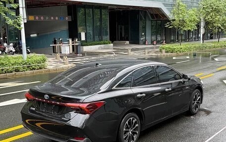 Toyota Avalon, 2022 год, 2 450 000 рублей, 8 фотография