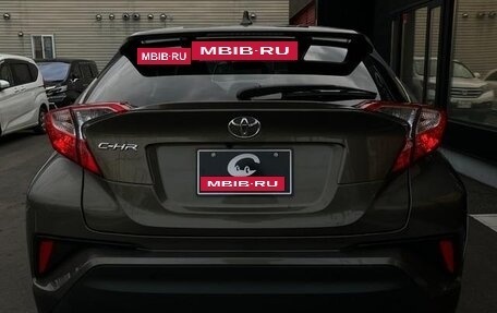 Toyota C-HR I рестайлинг, 2022 год, 1 350 000 рублей, 7 фотография