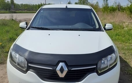 Renault Sandero II рестайлинг, 2015 год, 670 000 рублей, 1 фотография