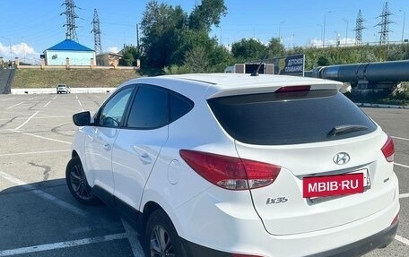 Hyundai ix35 I рестайлинг, 2015 год, 1 300 000 рублей, 3 фотография
