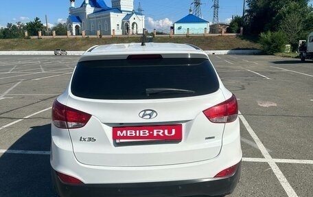 Hyundai ix35 I рестайлинг, 2015 год, 1 300 000 рублей, 6 фотография