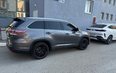 Toyota Highlander III, 2014 год, 2 550 000 рублей, 1 фотография
