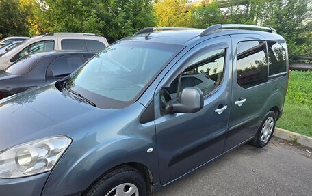 Peugeot Partner II рестайлинг 2, 2011 год, 625 000 рублей, 15 фотография
