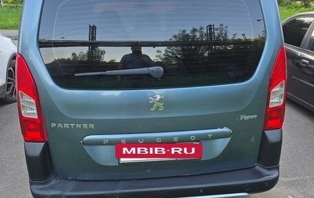 Peugeot Partner II рестайлинг 2, 2011 год, 625 000 рублей, 18 фотография
