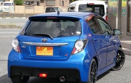 Toyota Vitz, 2019 год, 889 000 рублей, 3 фотография