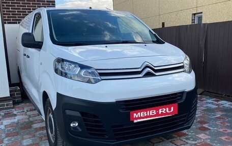 Citroen Jumpy III, 2019 год, 2 300 000 рублей, 3 фотография