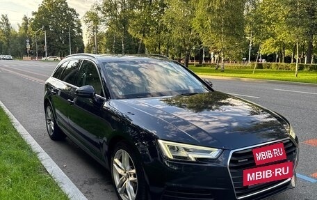 Audi A4, 2017 год, 2 800 000 рублей, 6 фотография