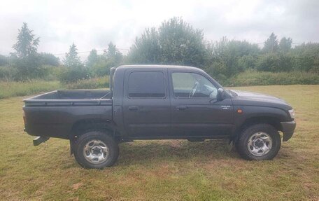 Toyota Hilux VI, 2002 год, 950 000 рублей, 4 фотография