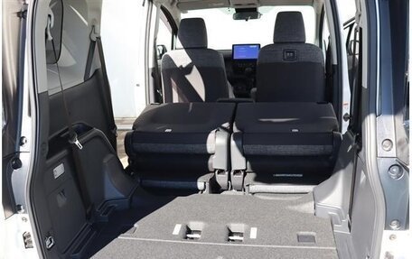 Toyota Sienta, 2022 год, 1 384 000 рублей, 36 фотография