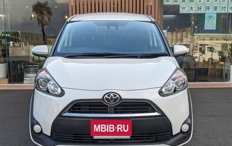 Toyota Sienta II, 2021 год, 1 094 000 рублей, 5 фотография
