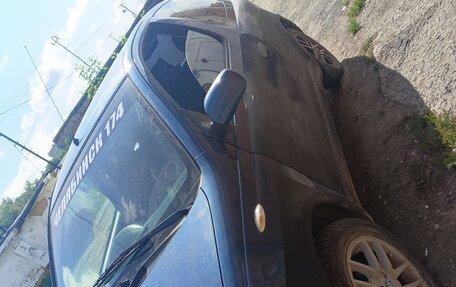 Toyota Yaris I рестайлинг, 2000 год, 200 000 рублей, 3 фотография