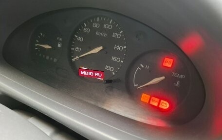 Nissan March II, 2000 год, 180 000 рублей, 6 фотография