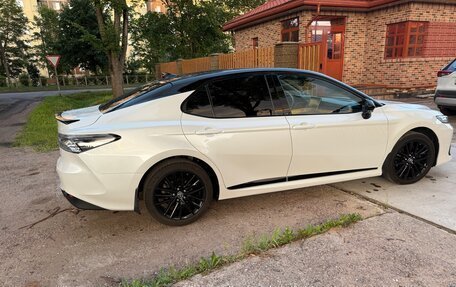 Toyota Camry, 2021 год, 3 600 000 рублей, 3 фотография