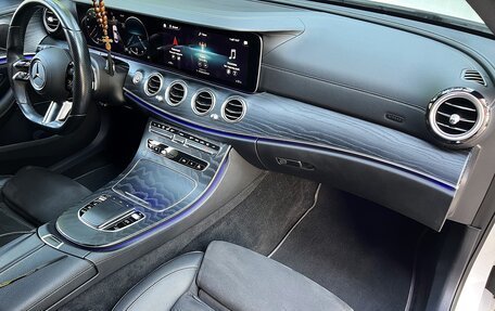 Mercedes-Benz E-Класс, 2020 год, 4 250 000 рублей, 9 фотография