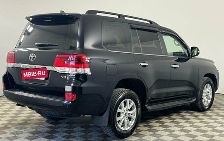 Toyota Land Cruiser 200, 2018 год, 7 110 000 рублей, 5 фотография