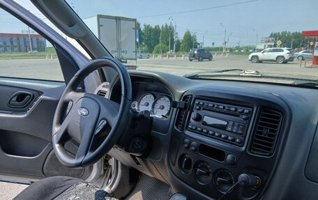 Ford Escape II, 2004 год, 550 000 рублей, 3 фотография