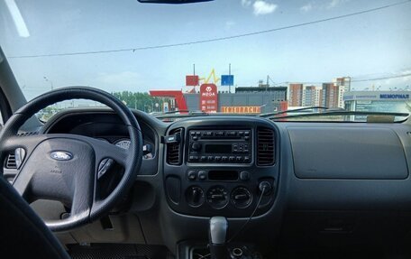Ford Escape II, 2004 год, 550 000 рублей, 13 фотография