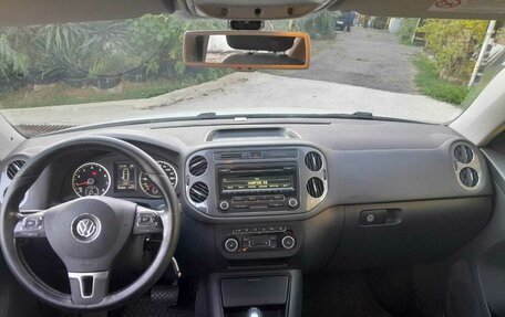 Volkswagen Tiguan I, 2013 год, 950 000 рублей, 6 фотография