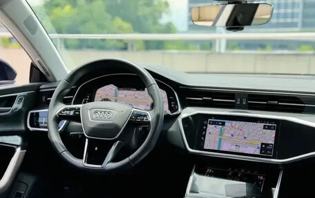 Audi A7, 2022 год, 4 700 020 рублей, 10 фотография