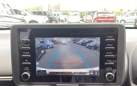 Toyota Yaris, 2021 год, 930 000 рублей, 10 фотография