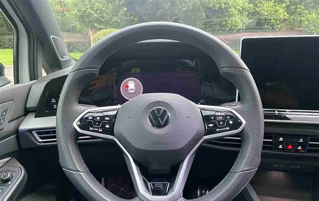 Volkswagen Golf VIII, 2025 год, 2 750 000 рублей, 12 фотография