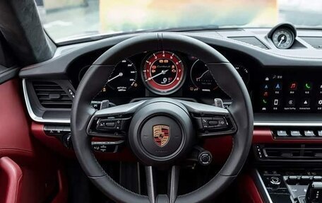 Porsche 911, 2022 год, 17 722 006 рублей, 13 фотография