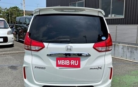 Honda Freed II, 2019 год, 1 210 000 рублей, 6 фотография