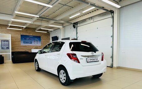 Toyota Vitz, 2016 год, 959 000 рублей, 4 фотография