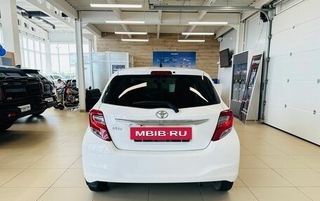 Toyota Vitz, 2016 год, 959 000 рублей, 5 фотография