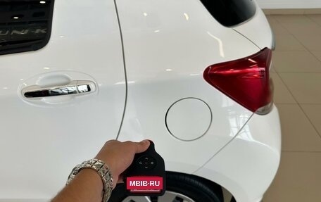 Toyota Vitz, 2016 год, 959 000 рублей, 23 фотография
