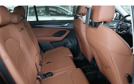 Skoda Kodiaq, 2025 год, 5 000 000 рублей, 13 фотография