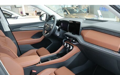 Skoda Kodiaq, 2025 год, 5 000 000 рублей, 10 фотография