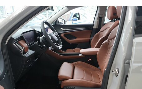 Skoda Kodiaq, 2025 год, 5 000 000 рублей, 10 фотография