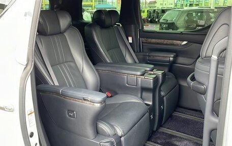 Toyota Alphard III, 2021 год, 3 356 000 рублей, 15 фотография