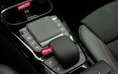 Mercedes-Benz A-Класс AMG, 2021 год, 6 190 000 рублей, 15 фотография