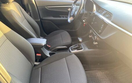 KIA Rio IV, 2021 год, 1 669 000 рублей, 9 фотография