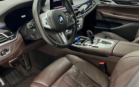 BMW 7 серия, 2021 год, 5 200 000 рублей, 3 фотография