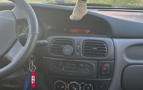 Renault Megane II, 2001 год, 130 000 рублей, 3 фотография