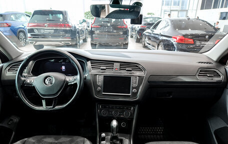 Volkswagen Tiguan II, 2017 год, 2 250 000 рублей, 18 фотография