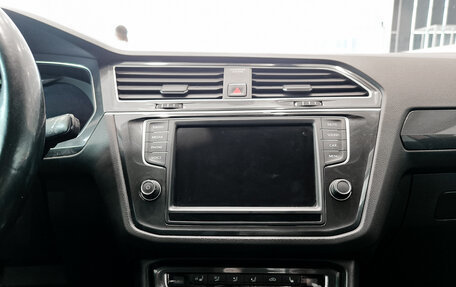 Volkswagen Tiguan II, 2017 год, 2 250 000 рублей, 19 фотография