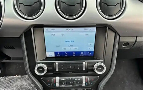 Ford Mustang VI рестайлинг, 2021 год, 3 150 213 рублей, 10 фотография