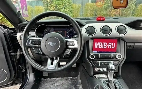 Ford Mustang VI рестайлинг, 2021 год, 3 150 213 рублей, 8 фотография