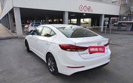 Hyundai Elantra VI рестайлинг, 2017 год, 1 400 000 рублей, 3 фотография