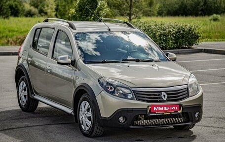 Renault Sandero I, 2012 год, 650 000 рублей, 2 фотография