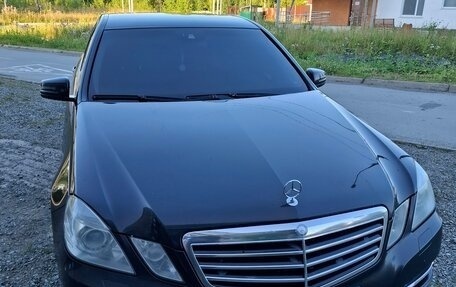 Mercedes-Benz E-Класс, 2010 год, 1 450 000 рублей, 1 фотография