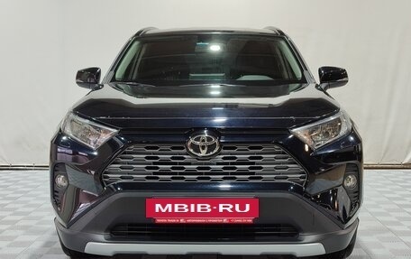 Toyota RAV4, 2022 год, 3 800 000 рублей, 2 фотография