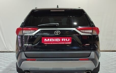 Toyota RAV4, 2022 год, 3 800 000 рублей, 6 фотография