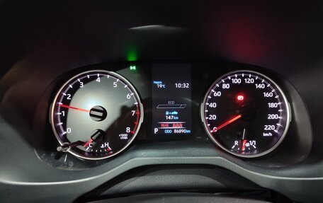 Toyota RAV4, 2022 год, 3 800 000 рублей, 13 фотография